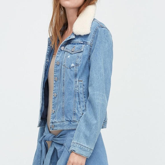 navy blue true religion shirt